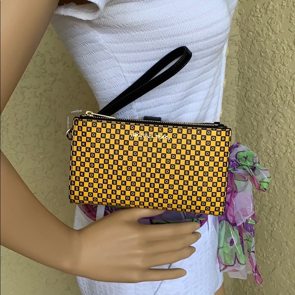 MICHAEL K NEW YORK CITY JST LG DOUBLE ZIP WRISTLET - Picture 9 of 16